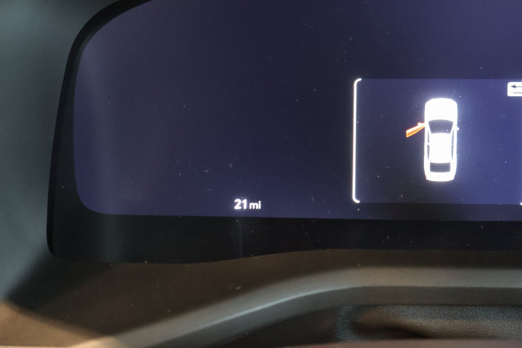 Used 2026 Toyota Camry XSE FWD image 16