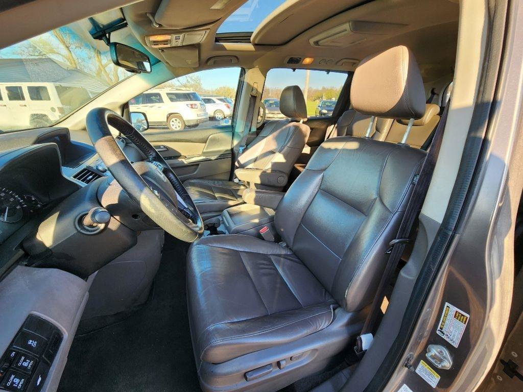 Used 2011 Honda Odyssey EX-L image 16