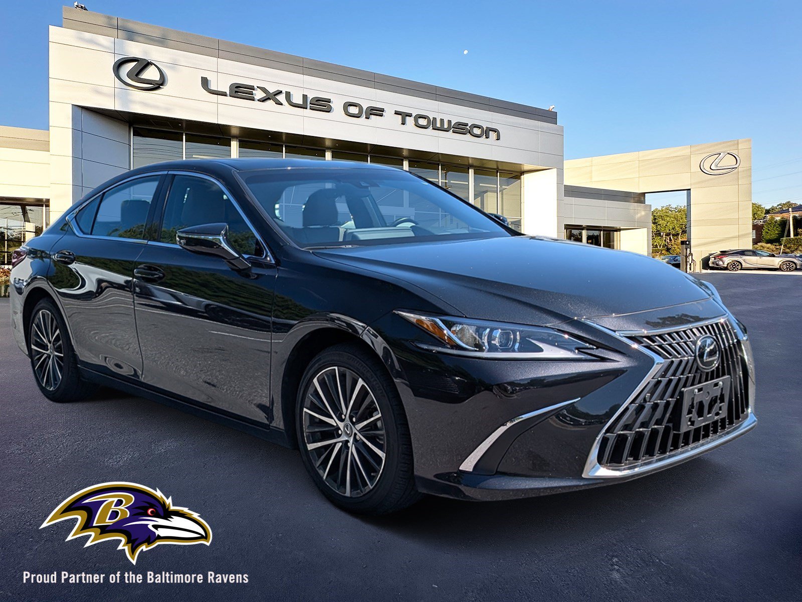 Certified 2025 Lexus ES 350 w/ Premium Package