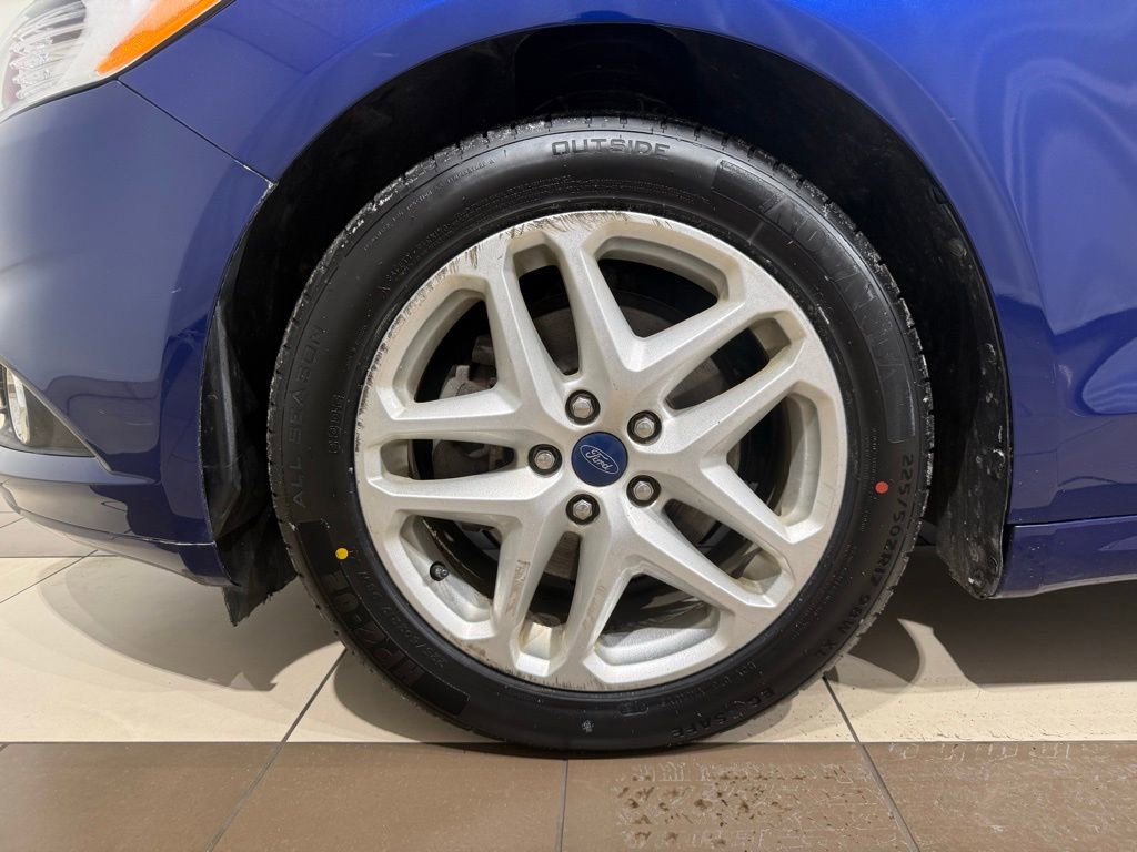 Used 2013 Ford Fusion SE image 9