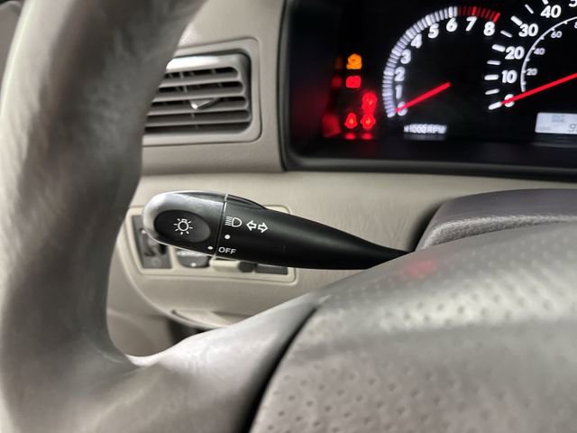 Used 2005 Toyota Corolla CE image 11