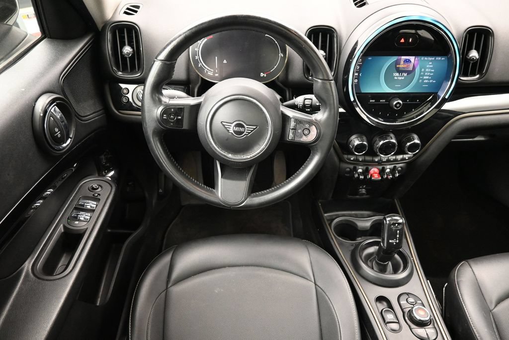 Used 2022 MINI Cooper Countryman FWD image 3