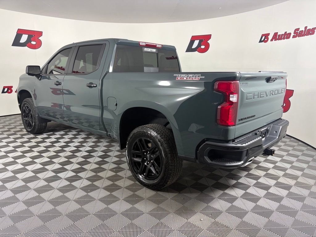Used 2026 Chevrolet Silverado 1500 LT Trail Boss w/ LT Trail Boss Premium Package AWD/4WD image 4