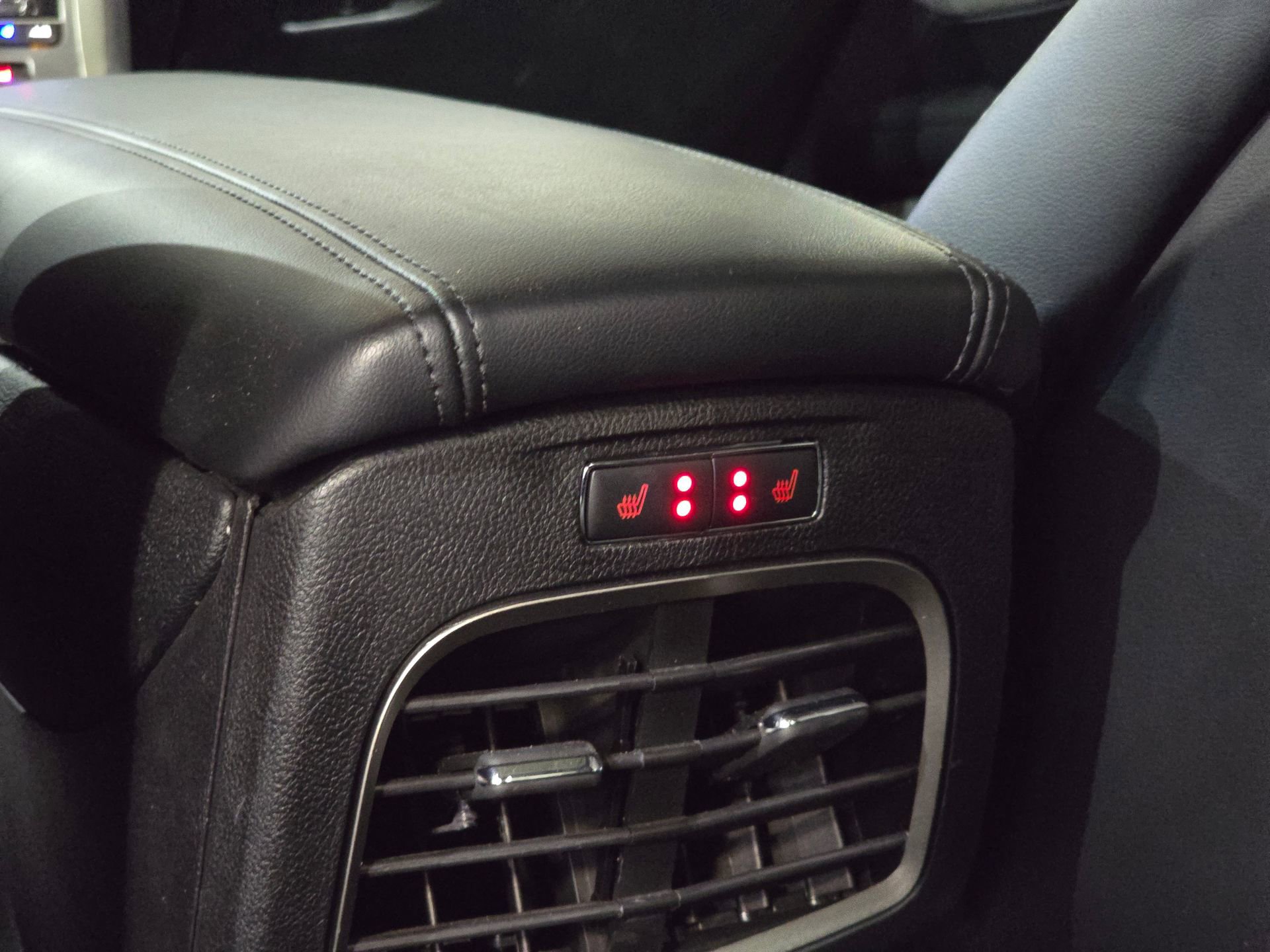 Used 2020 Lincoln MKZ Reserve w/ Luxury Package image 43