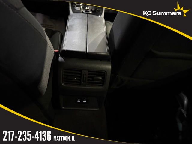 Certified 2025 Nissan Rogue SV image 26