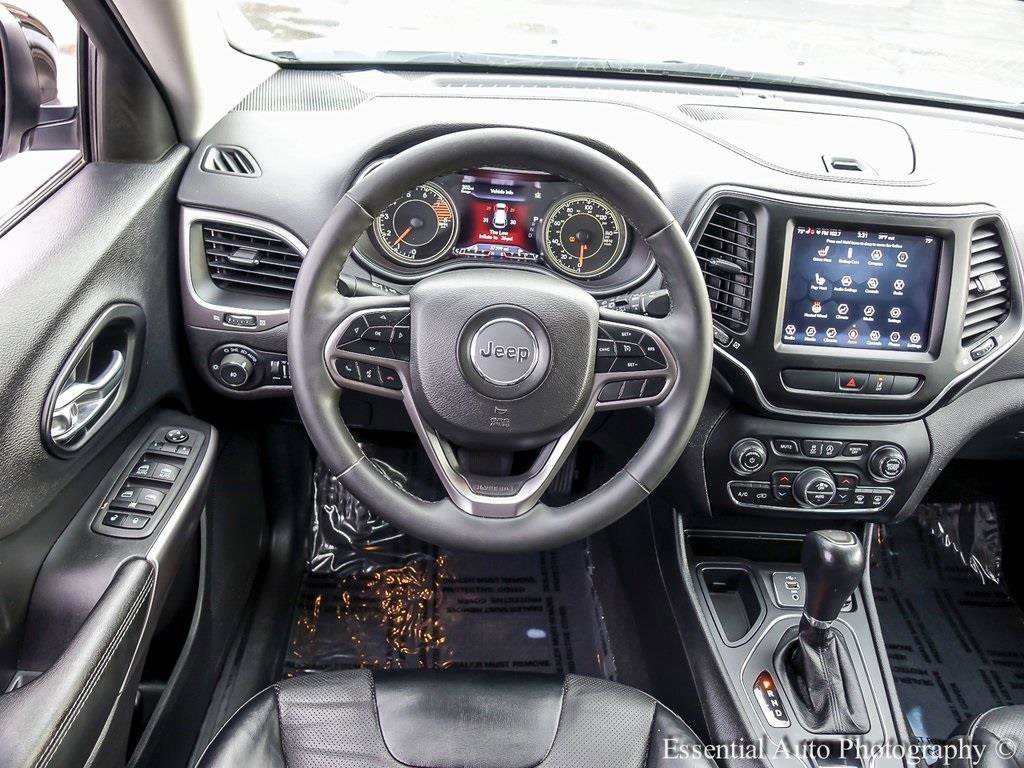 Used 2022 Jeep Cherokee Latitude Lux w/ Mopar Interior Package image 12