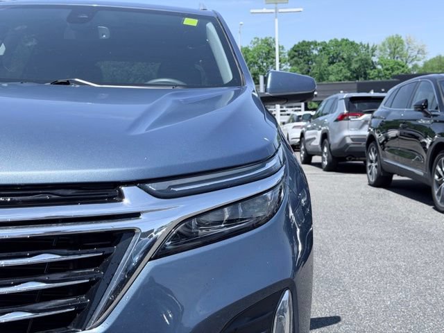 Used 2024 Chevrolet Equinox Premier AWD/4WD image 3