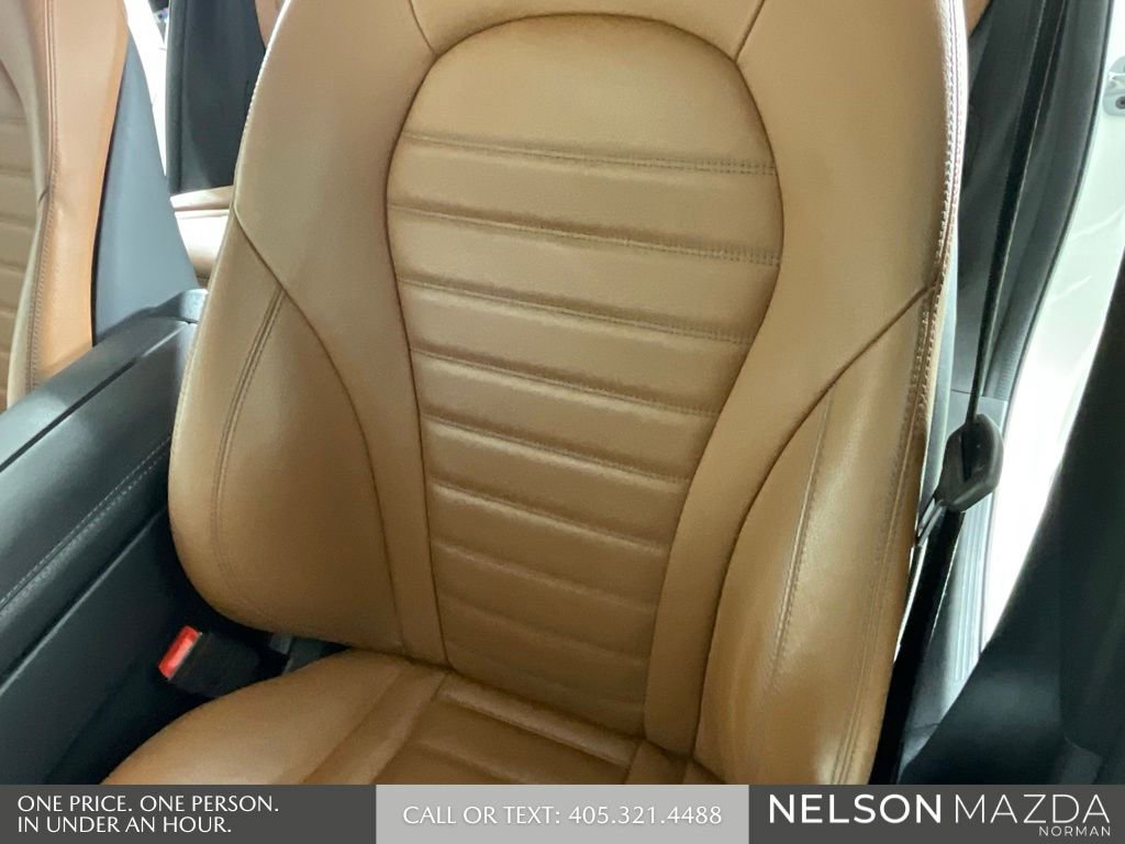 Used 2022 Mercedes-Benz GLC 300 4MATIC image 24