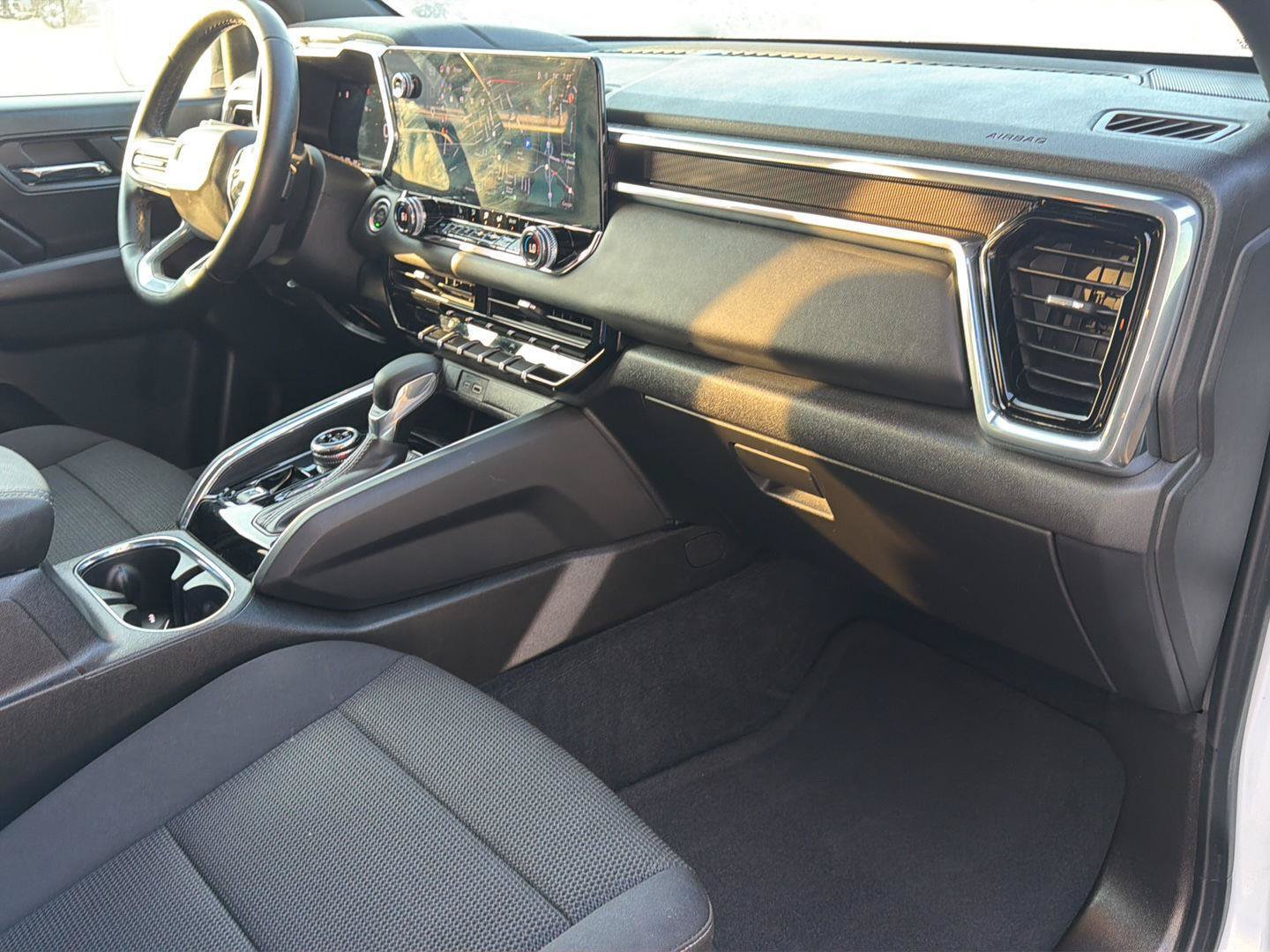 Used 2025 GMC Canyon Elevation w/ Convenience Package AWD/4WD image 8