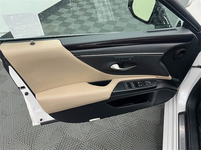 Certified 2021 Lexus ES 350 w/ Premium Package image 9