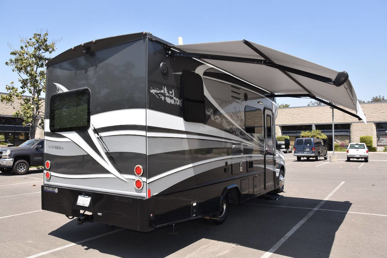 Used 2017 Mercedes-Benz Sprinter 3500 image 19