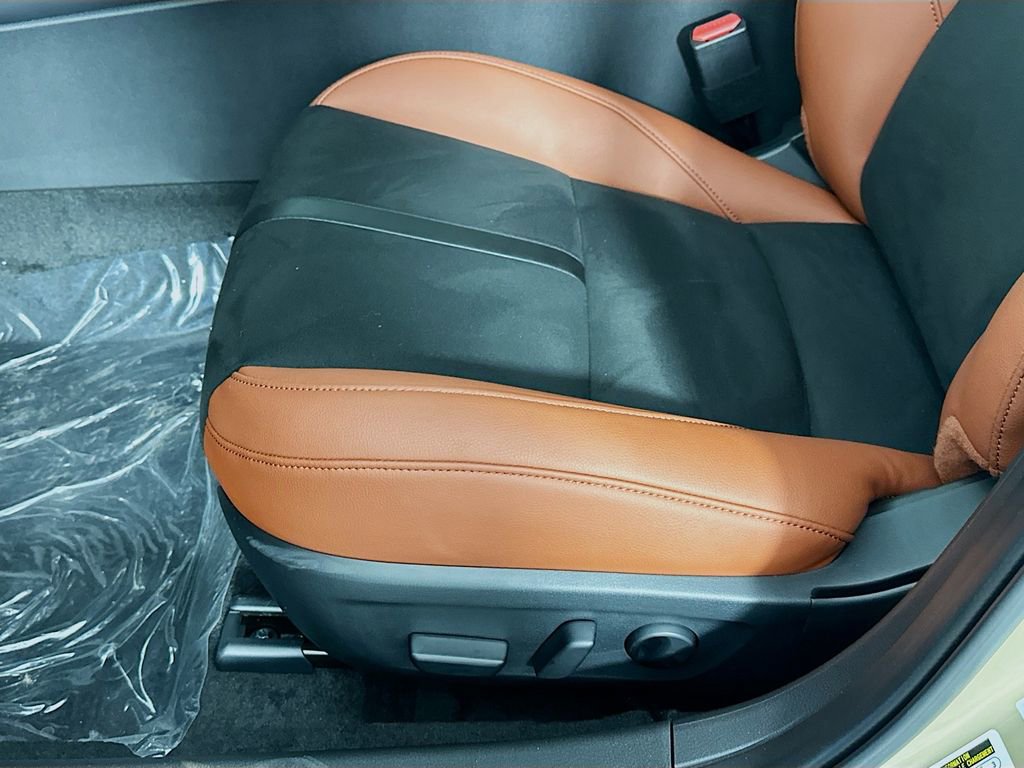 New 2025 MAZDA MAZDA3 Carbon image 26