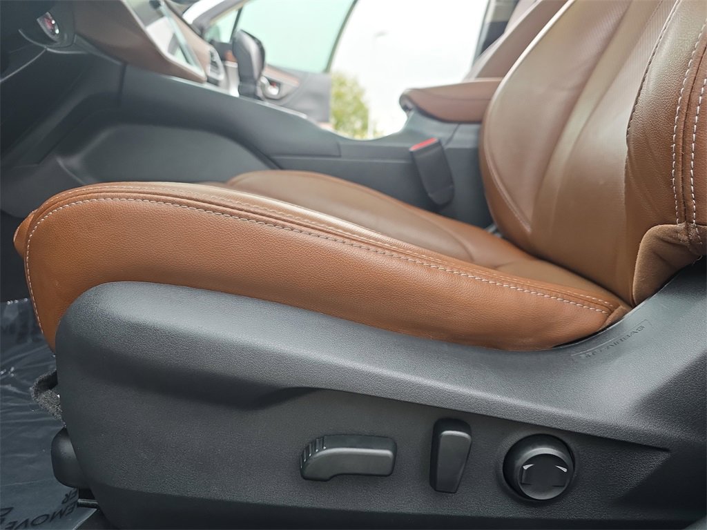 Used 2022 Subaru Outback Touring image 30
