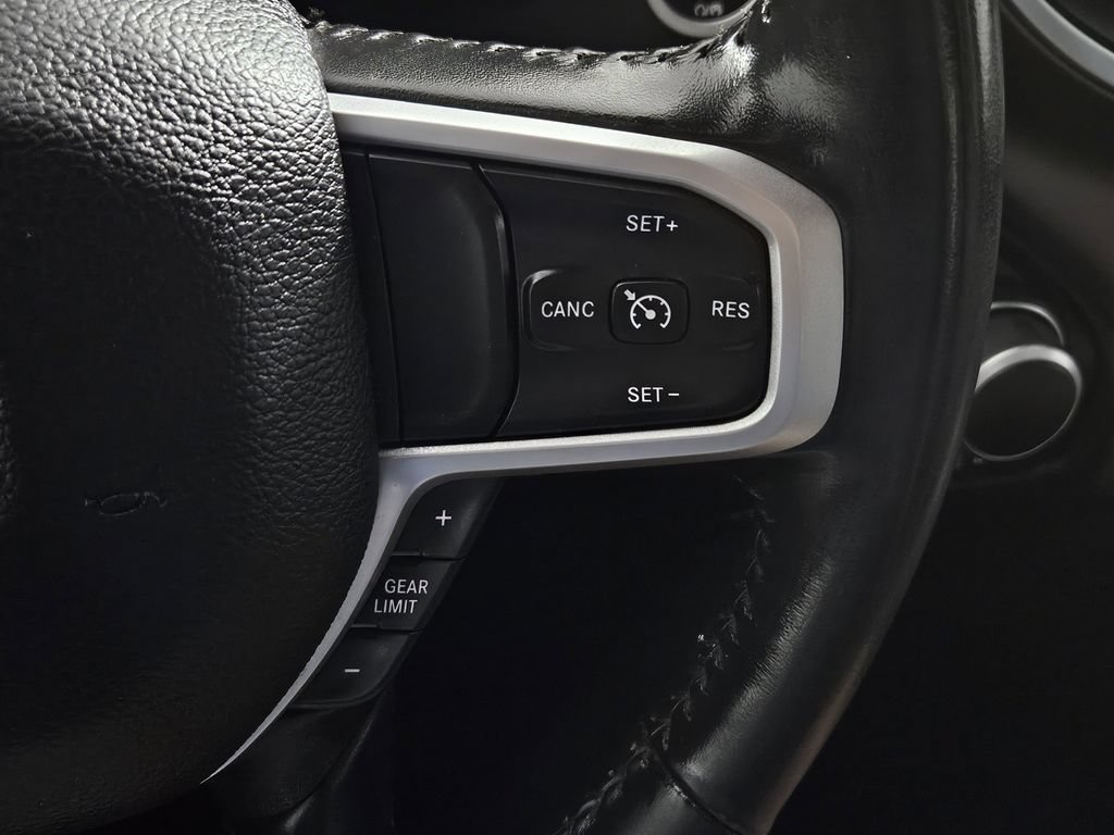 Used 2023 RAM 1500 Big Horn AWD/4WD image 18