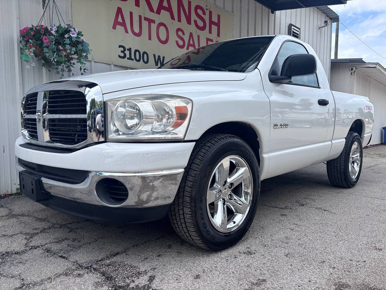 Used 2008 Dodge Ram 1500 Truck ST RWD image 6