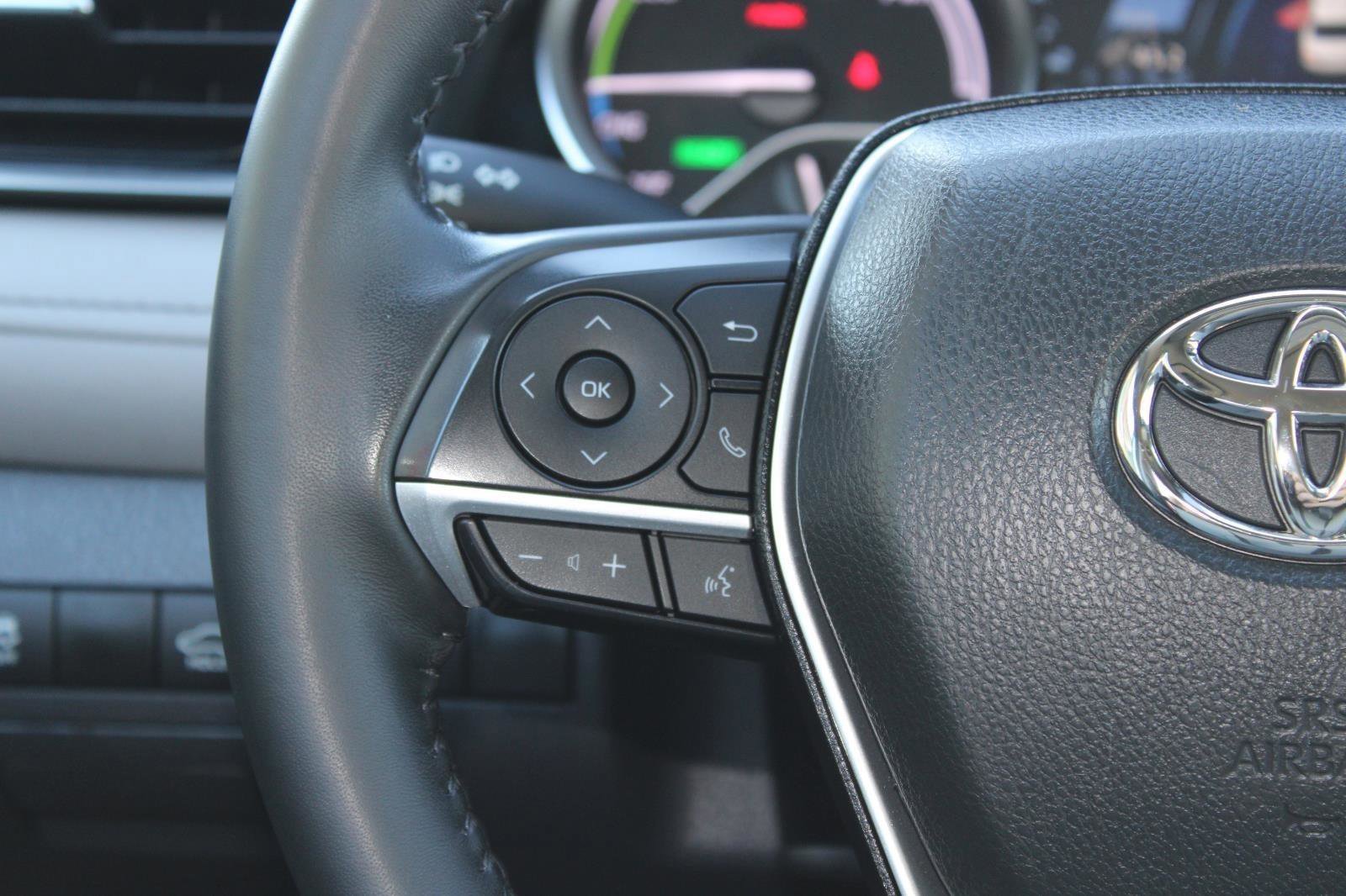 Used 2023 Toyota Camry XLE image 26