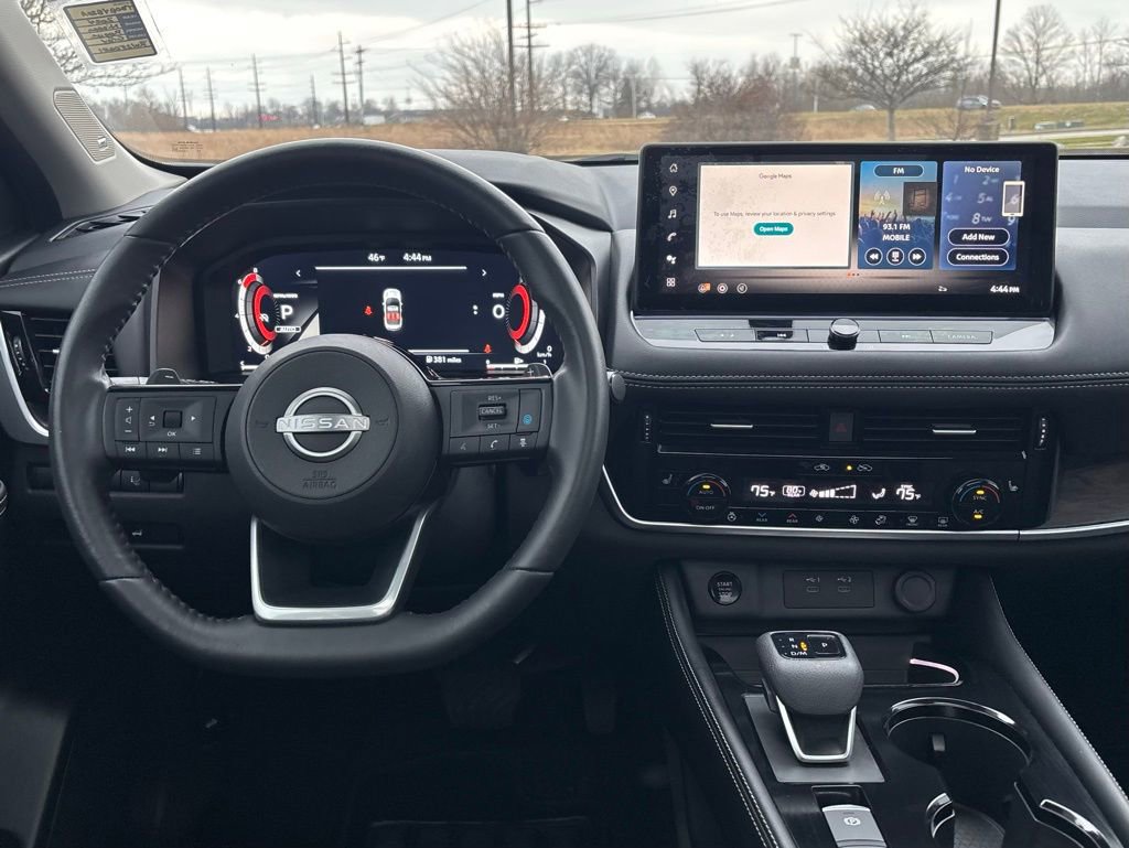 Used 2024 Nissan Rogue Platinum w/ Platinum Premium Package image 26