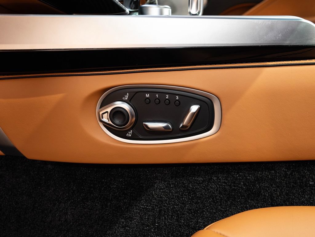 New 2026 Aston Martin Vanquish RWD image 39