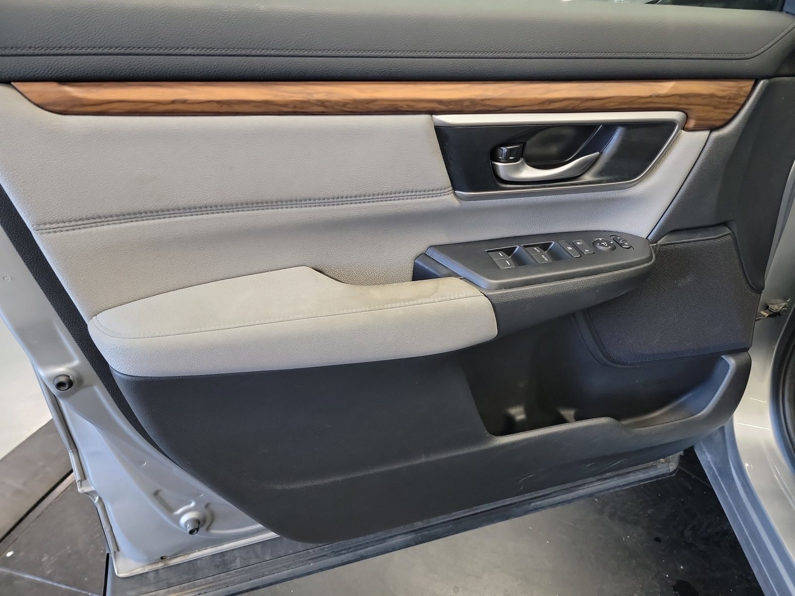 Used 2020 Honda CR-V EX image 13