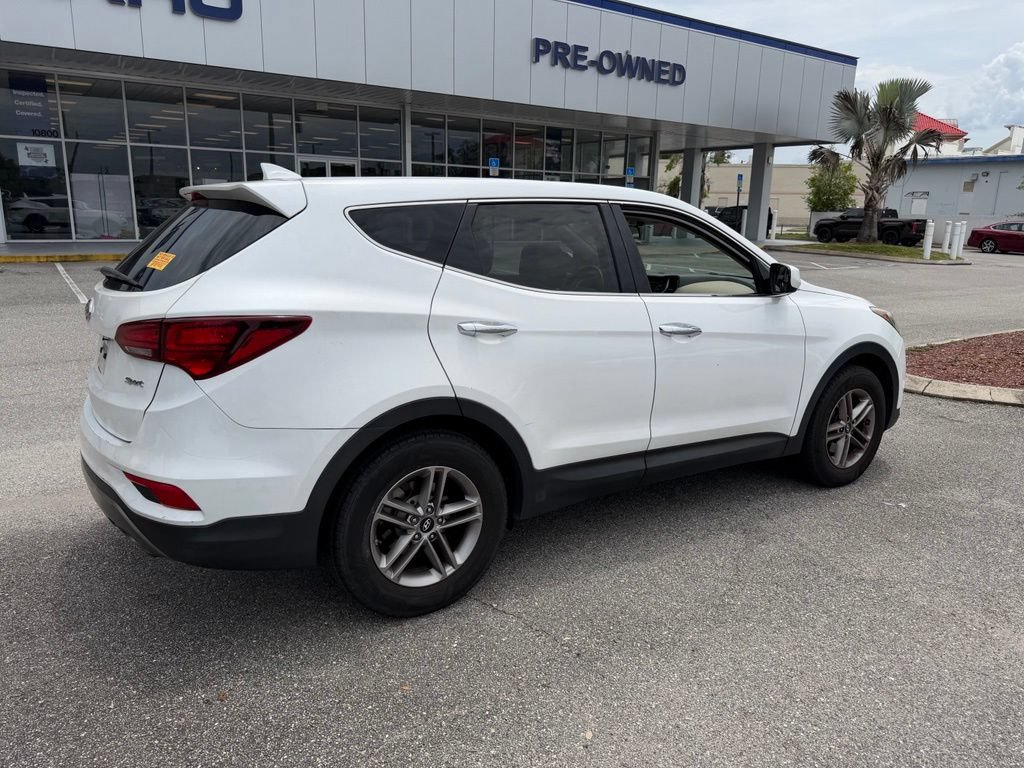 Used 2017 Hyundai Santa Fe Sport FWD image 3