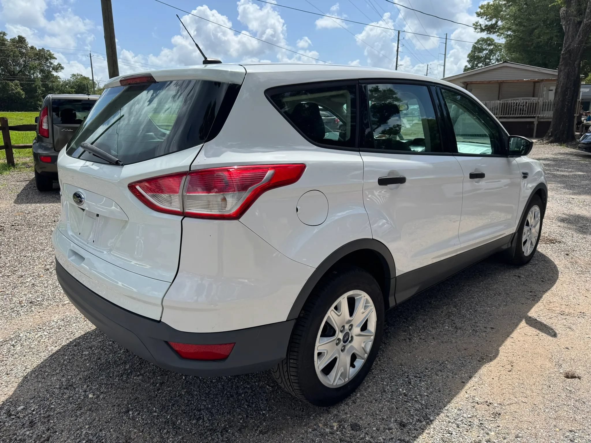 Used 2016 Ford Escape S FWD image 7