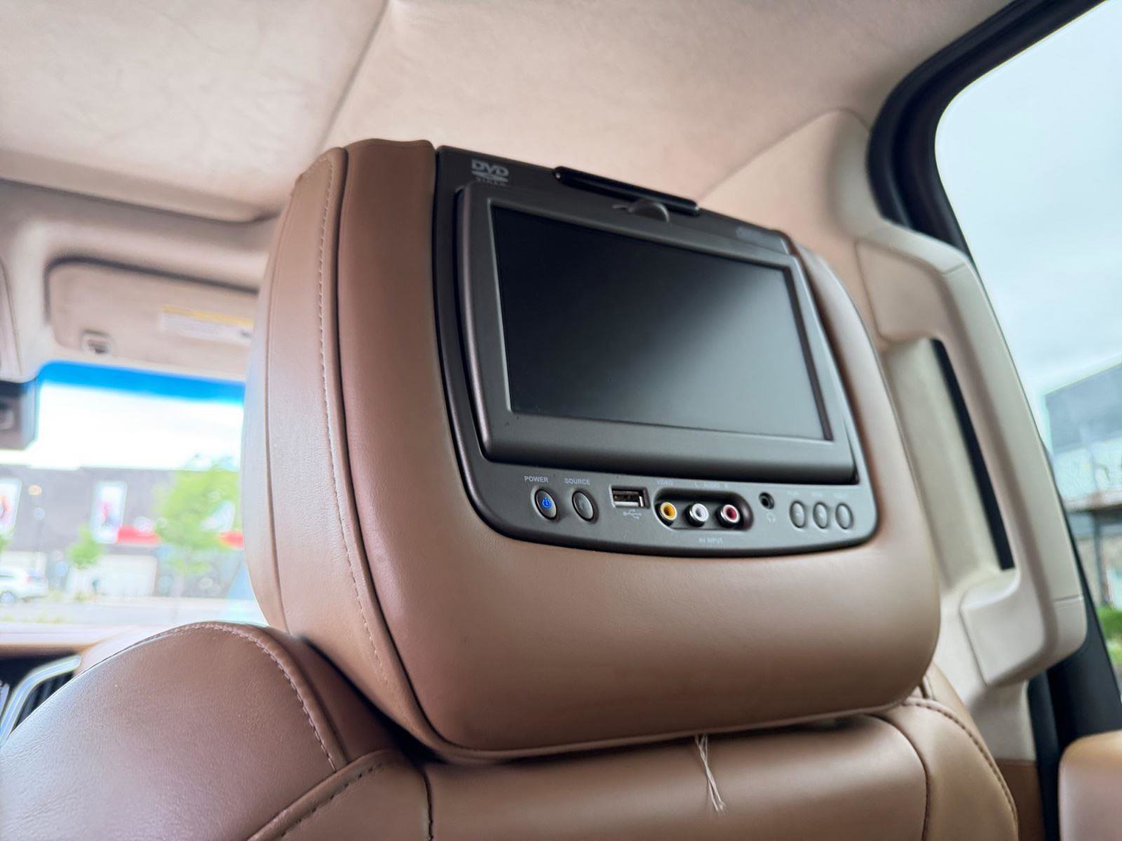 Used 2016 Cadillac Escalade Platinum AWD/4WD image 43