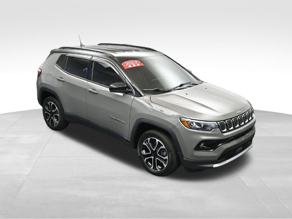 Used 2023 Jeep Compass Limited AWD/4WD image 38