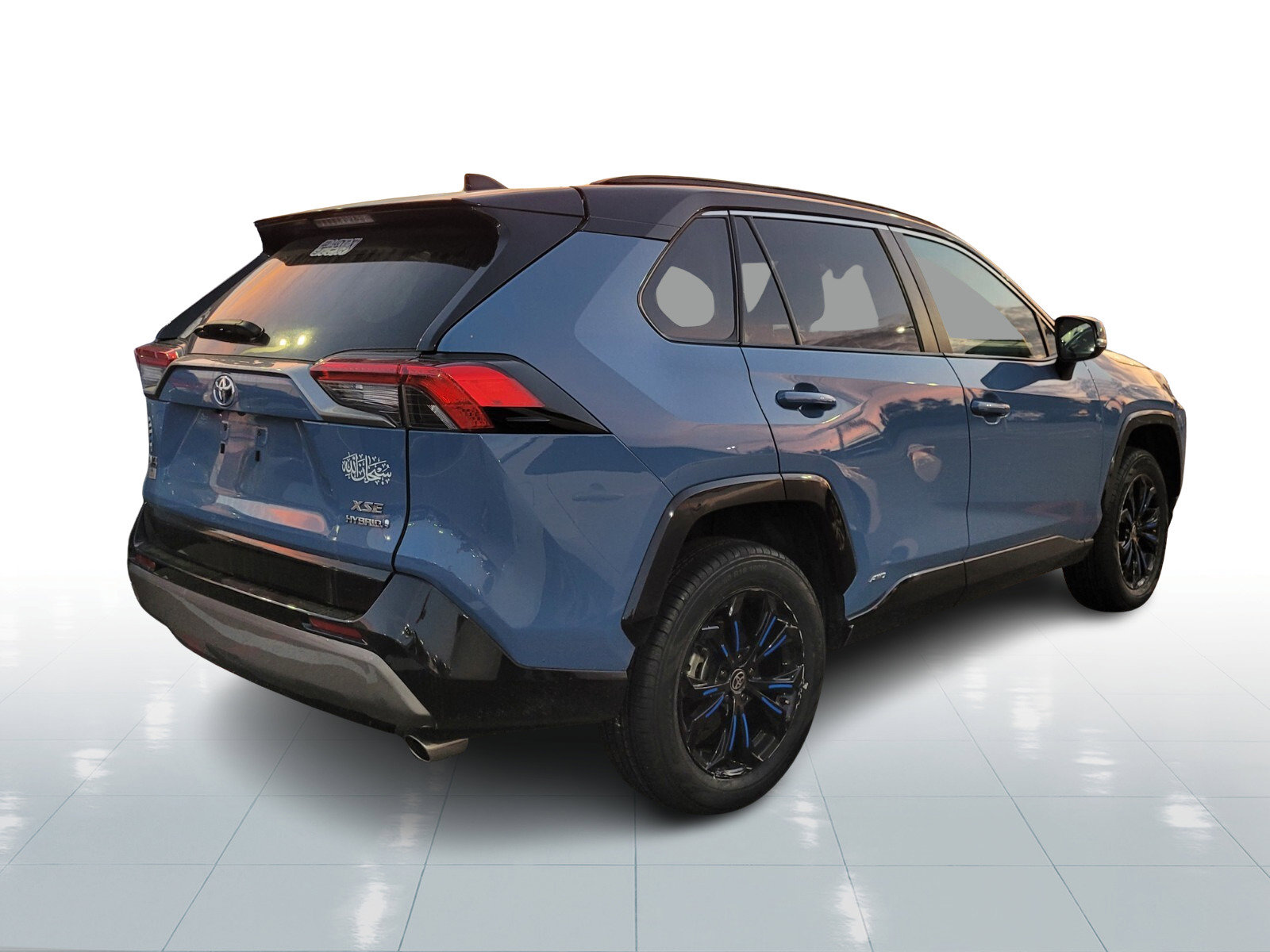 Used 2023 Toyota RAV4 XSE image 3