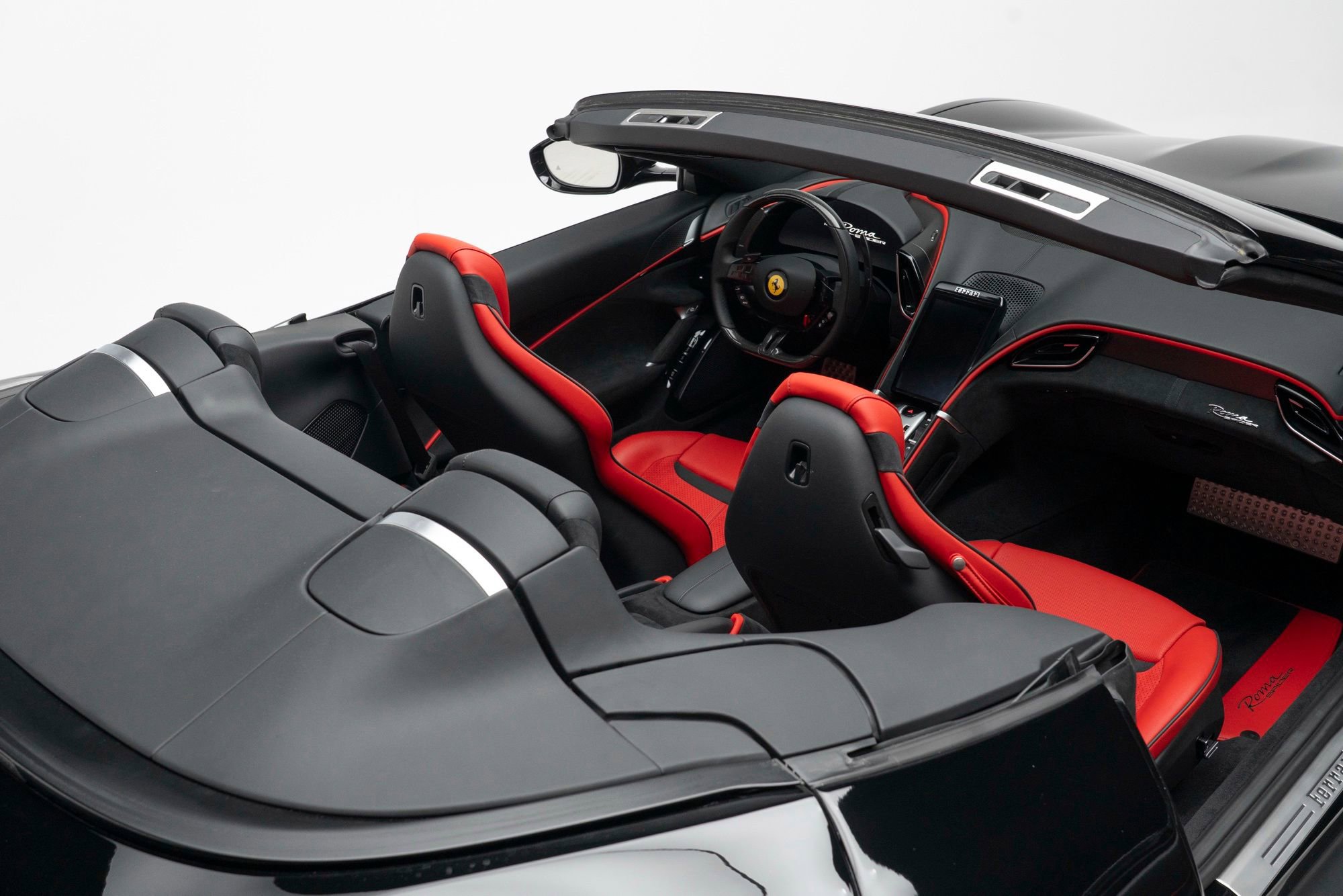 Used 2025 Ferrari Roma Spider RWD image 54