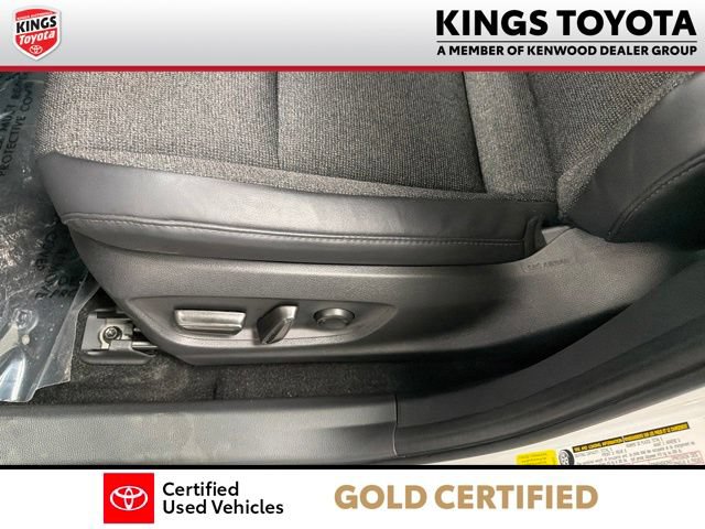 Certified 2023 Toyota Crown AWD/4WD image 18