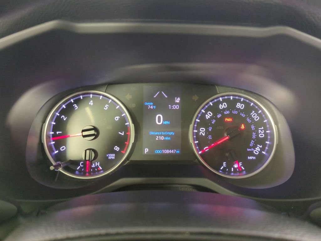 Used 2019 Toyota RAV4 LE image 30