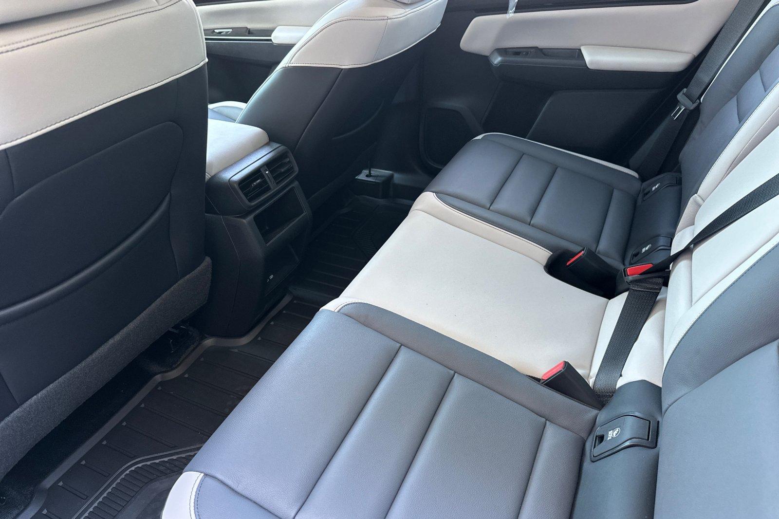 New 2025 Honda Prologue Touring image 12
