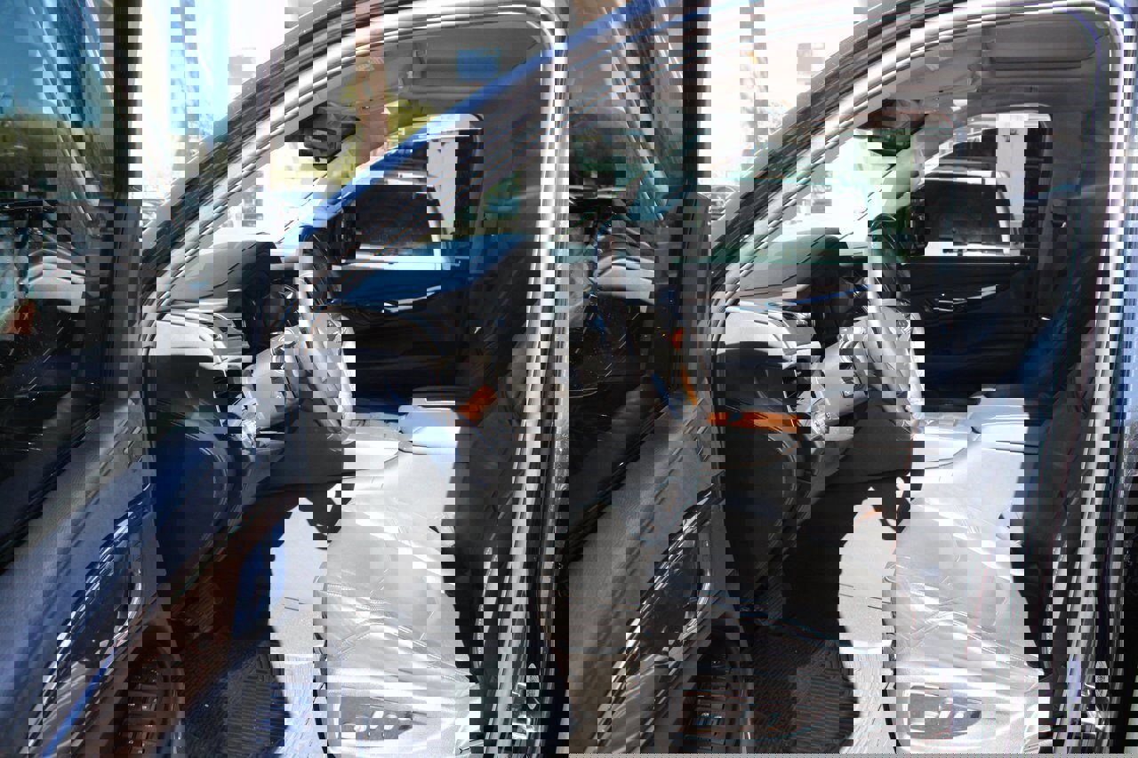 Used 2019 Cadillac Escalade Luxury image 10