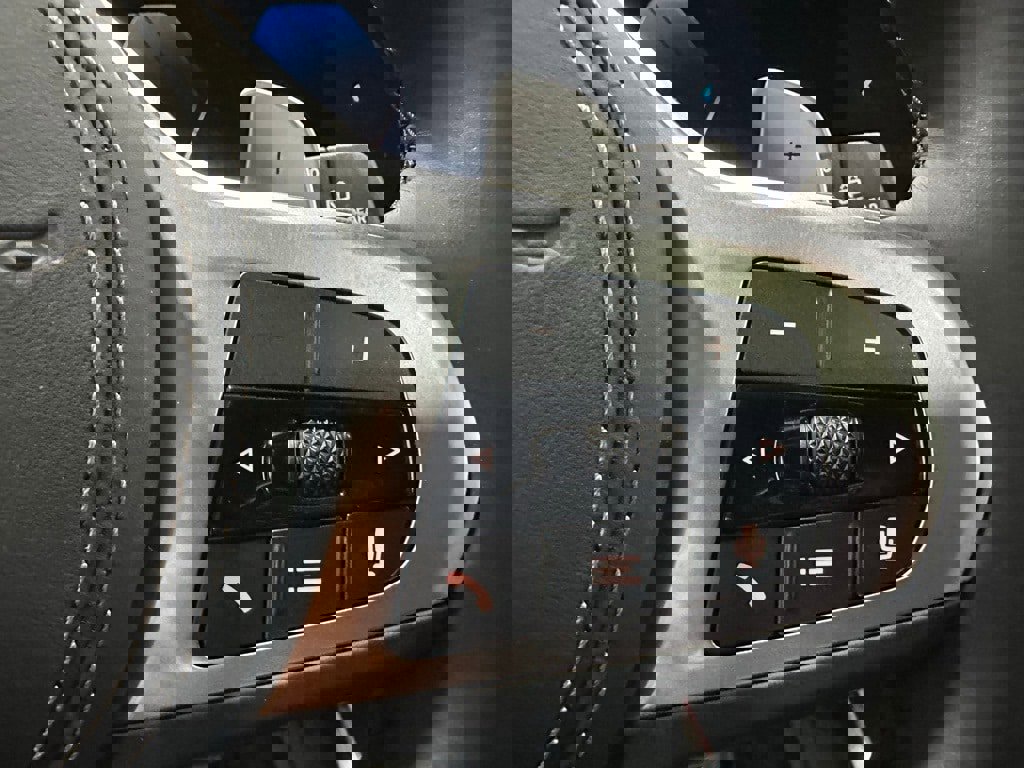 Used 2026 BMW X5 xDrive50e image 20