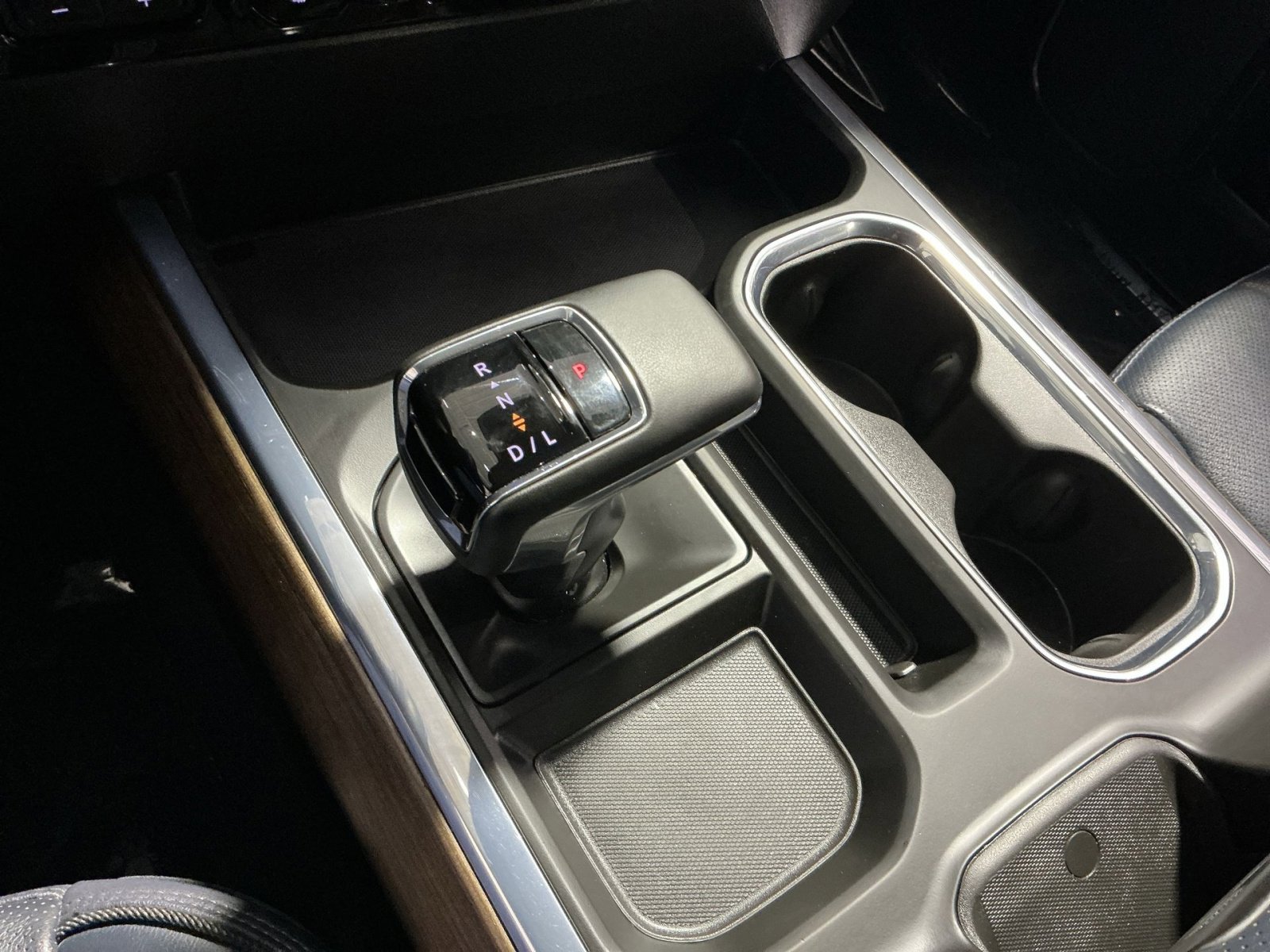 Used 2023 Chevrolet Silverado 1500 High Country w/ High Country Premium Package AWD/4WD image 38