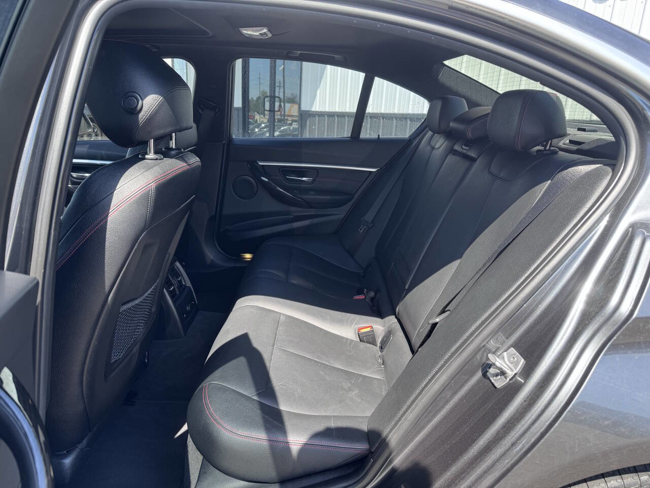 Used 2017 BMW 328d xDrive Sedan w/ Premium Package image 12