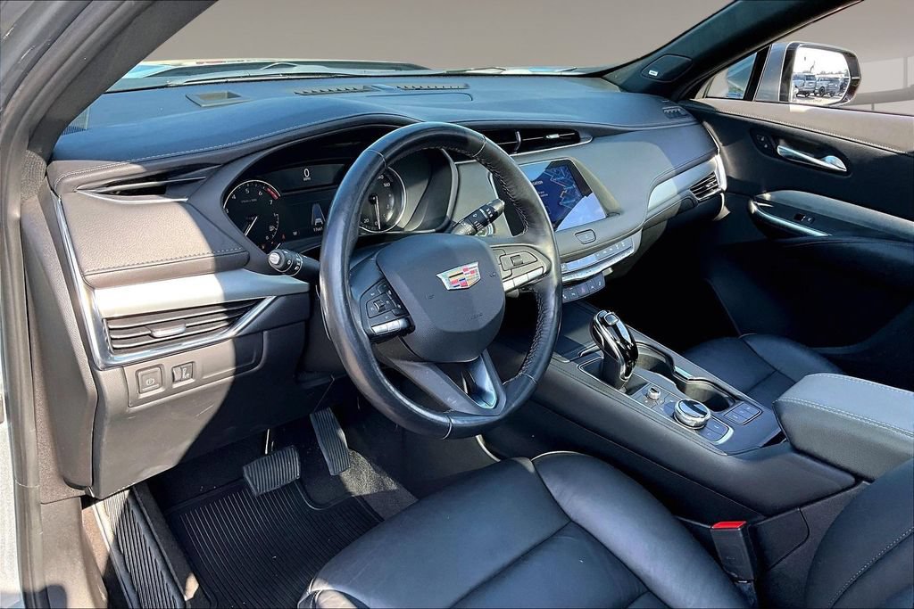 Used 2023 Cadillac XT4 Premium Luxury w/ Cold Weather Package AWD/4WD image 13