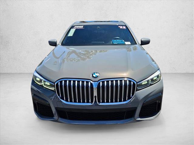Used 2022 BMW 745e xDrive w/ M Sport Package AWD/4WD image 2