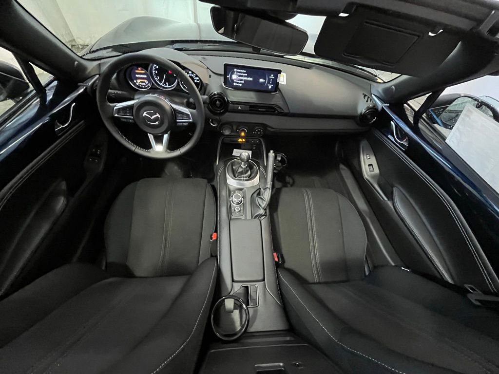 New 2026 MAZDA MX-5 Miata Club w/ Weather Package RWD image 21