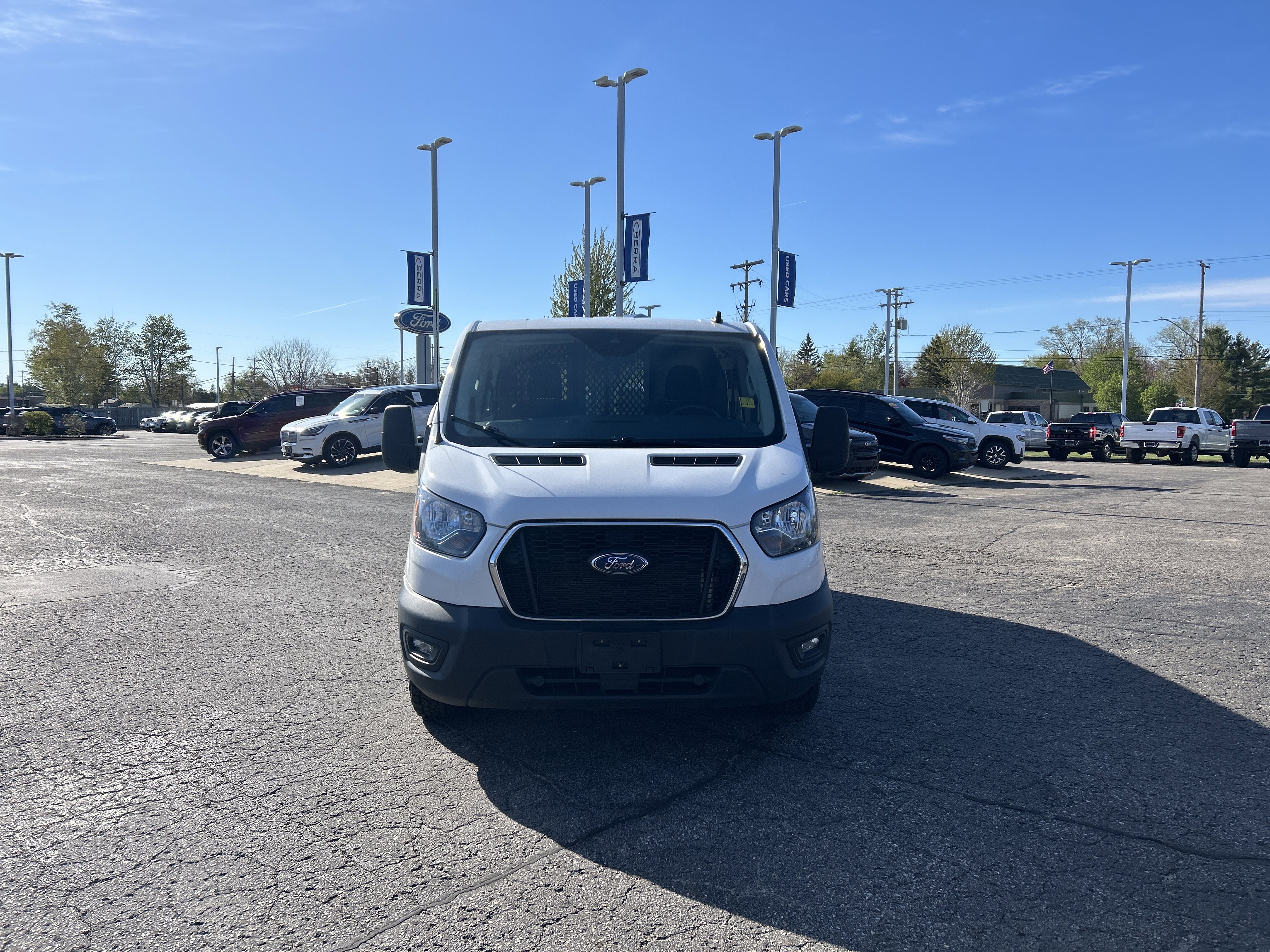 Used 2024 Ford Transit 250 Low Roof AWD w/ Exterior Upgrade Package image 8