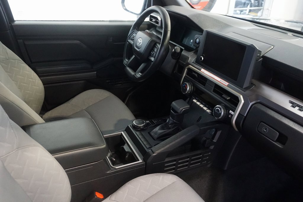 Used 2025 Toyota Tacoma SR5 image 24