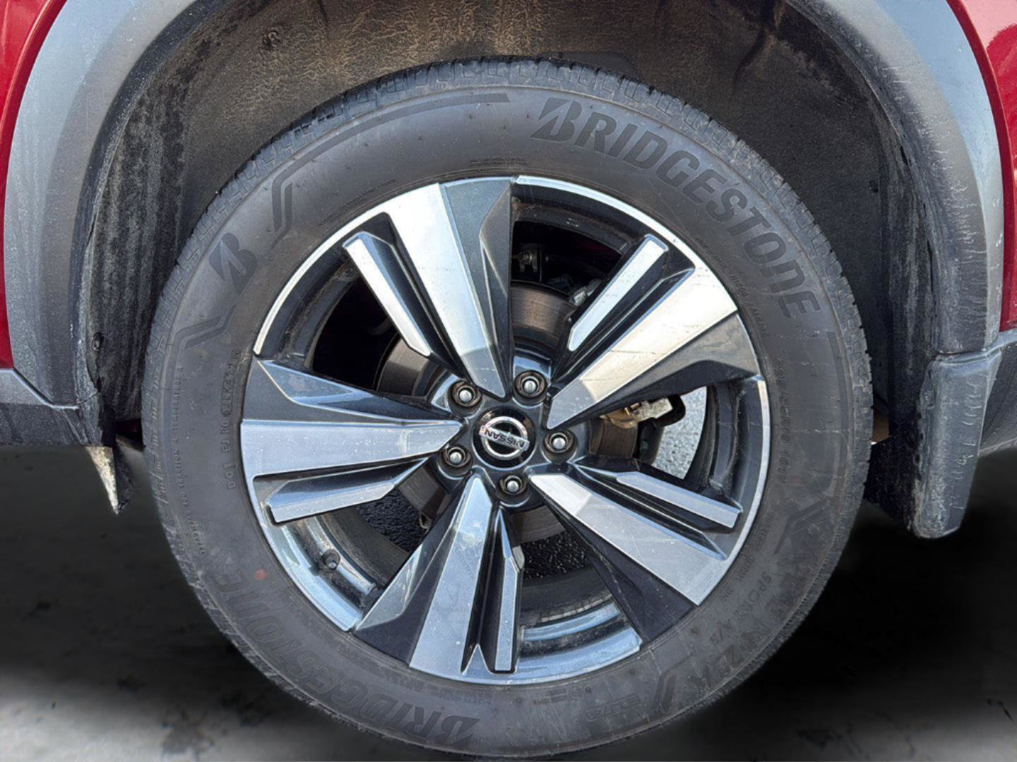 Used 2021 Nissan Rogue SL w/ Premium Package image 24