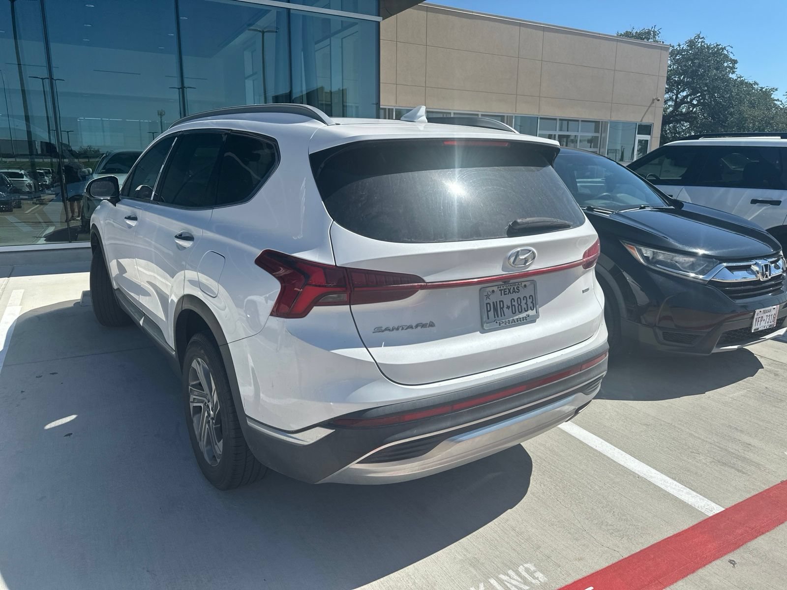 Used 2021 Hyundai Santa Fe SEL w/ Convenience + Premium Package AWD/4WD image 9