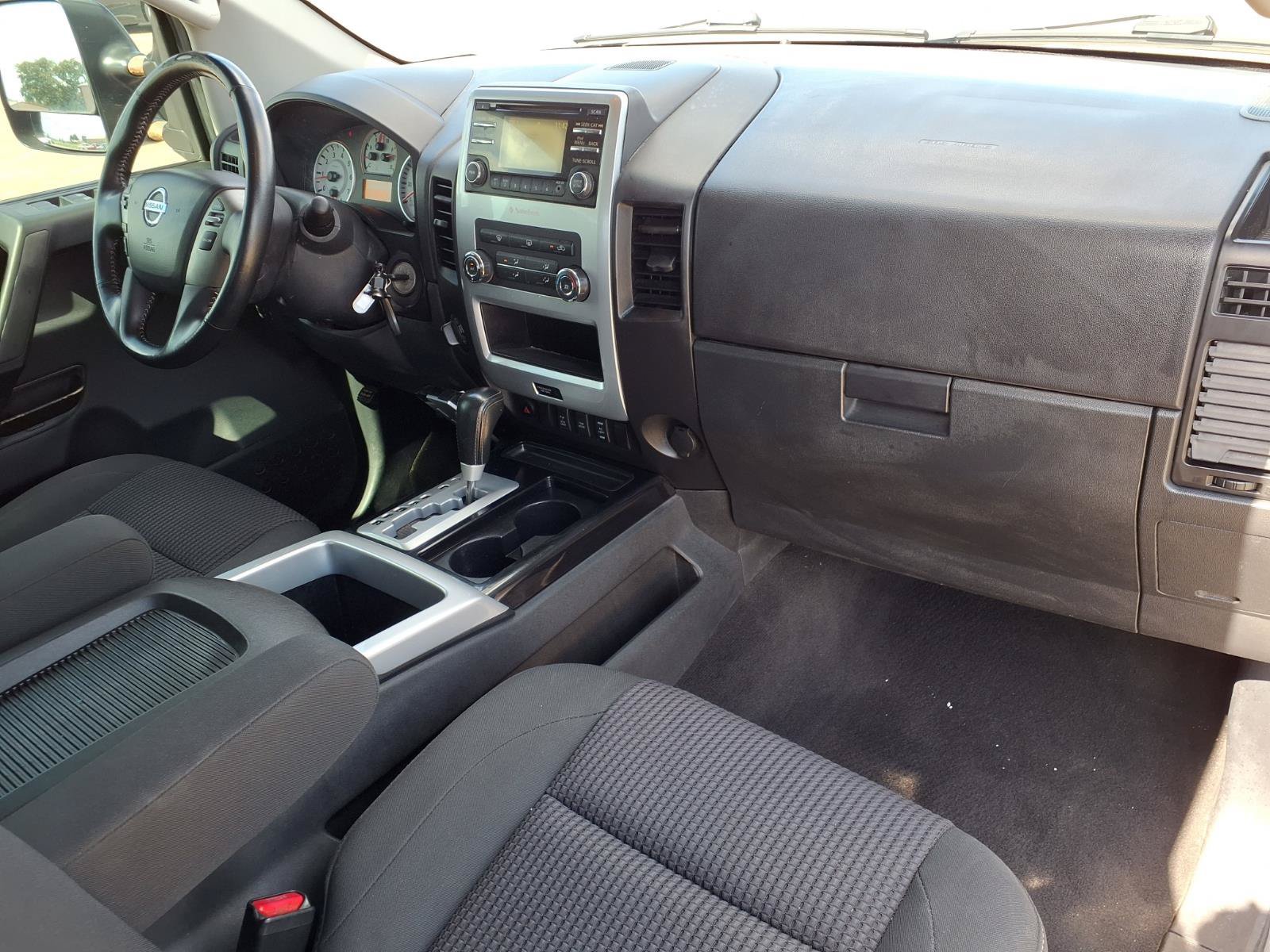 Used 2013 Nissan Titan PRO-4X w/ Pro-4x Premium Utility Pkg AWD/4WD image 14