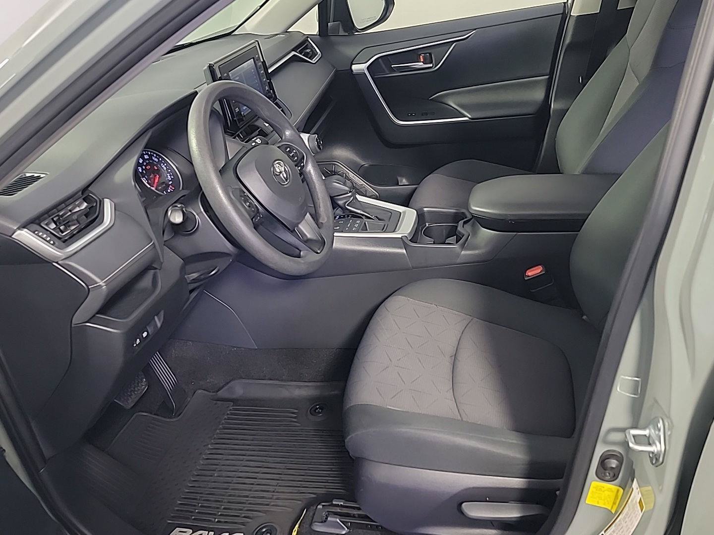 Used 2019 Toyota RAV4 XLE w/ All Weather Liner Package AWD/4WD image 17