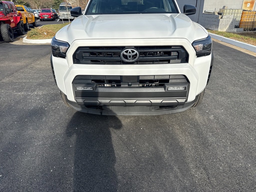 Used 2025 Toyota 4Runner SR5 image 3