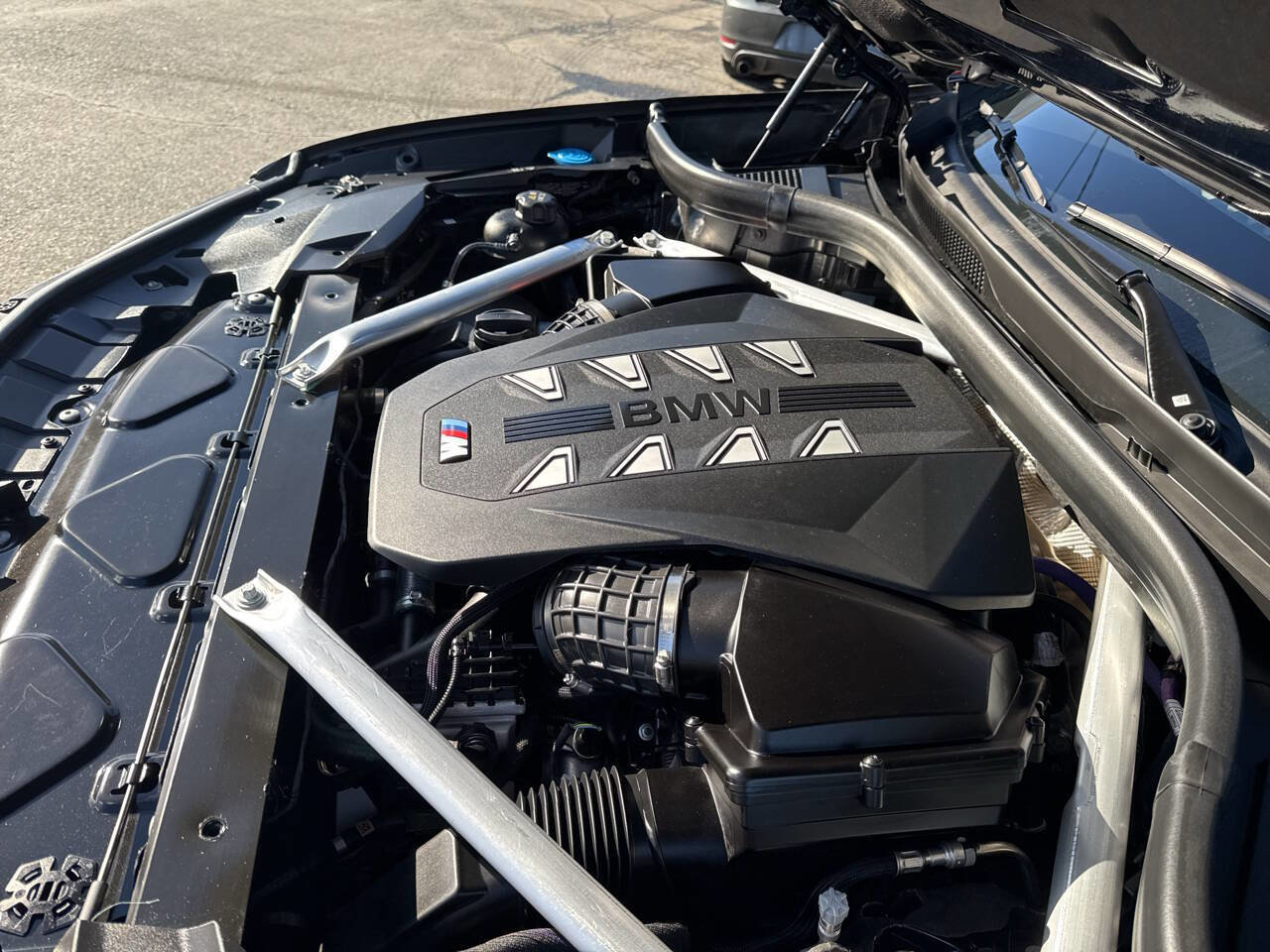 Used 2024 BMW X7 M60i w/ Executive Package image 21