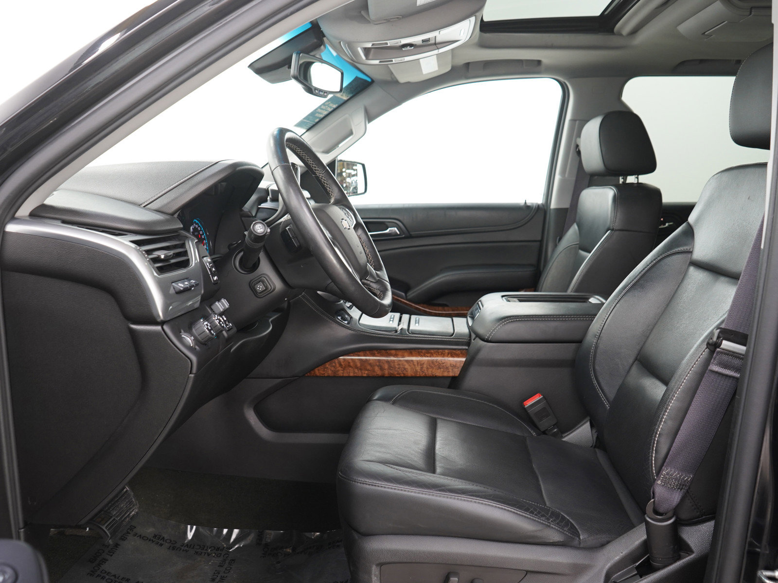 Used 2016 Chevrolet Tahoe LTZ AWD/4WD image 25