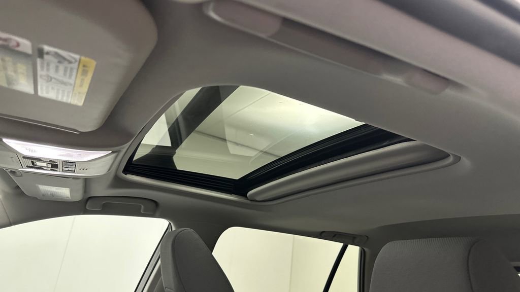 Certified 2022 Toyota RAV4 XLE w/ Convenience Package image 17