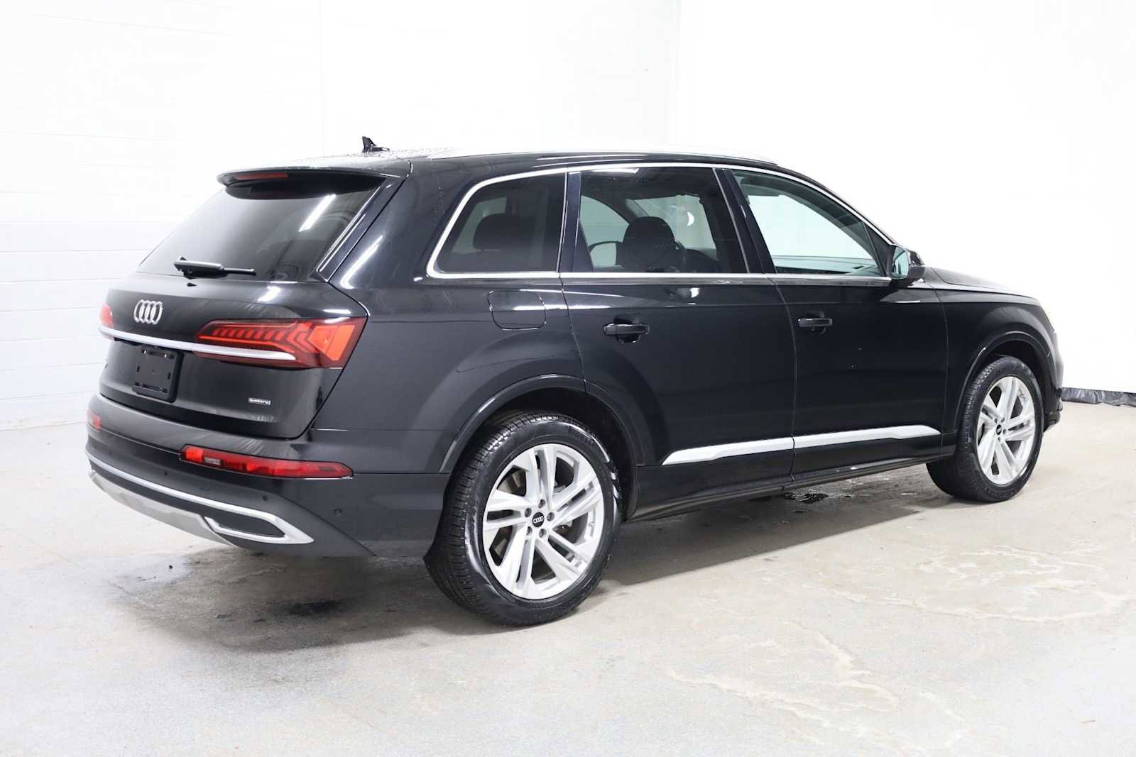 Used 2022 Audi Q7 Premium Plus image 9